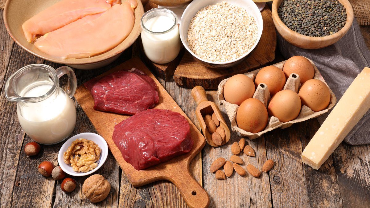 Mat med högt proteininnehåll för högproteindiet